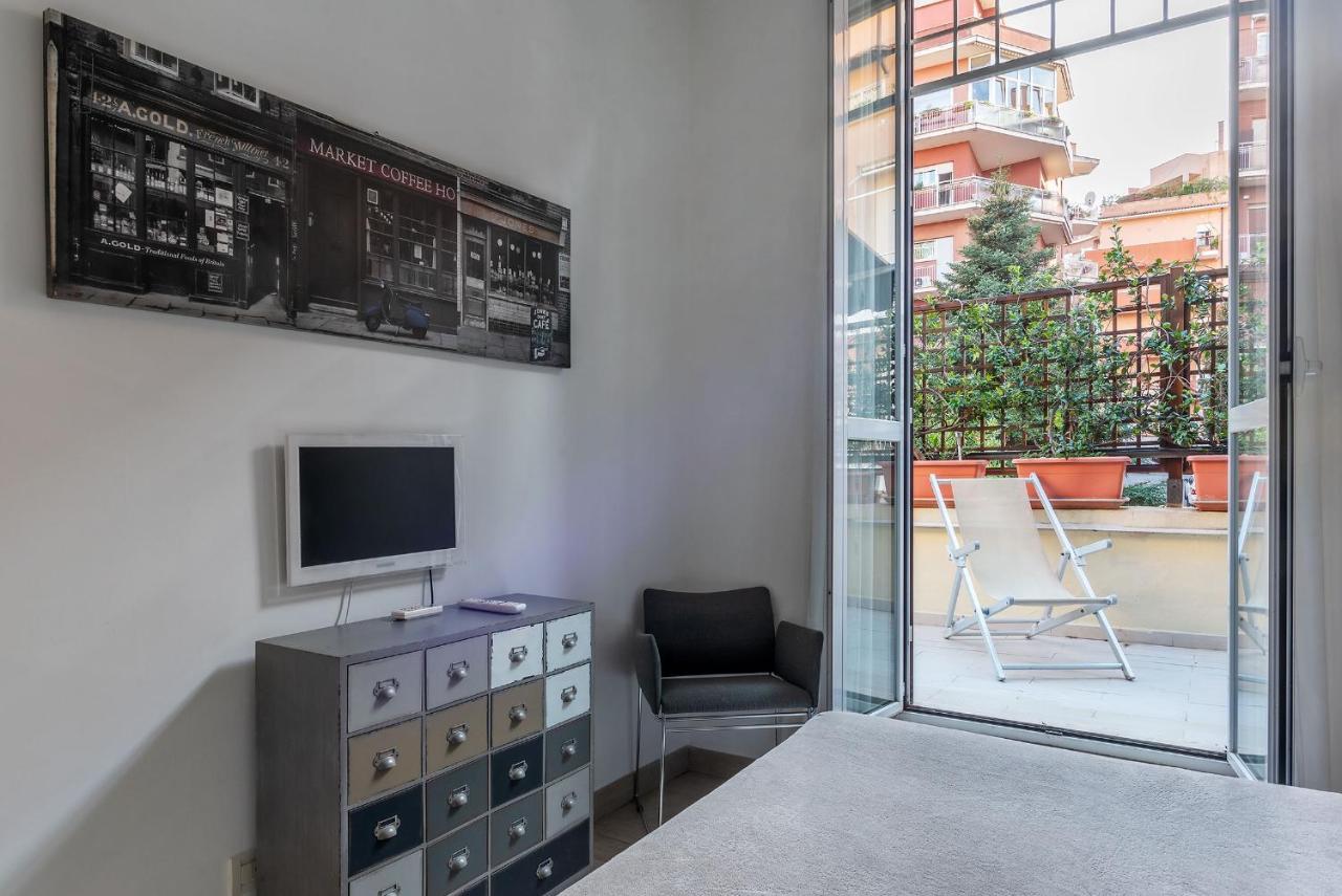 Penthouse Apartment With Terrace Close To Vatican Roma Dış mekan fotoğraf